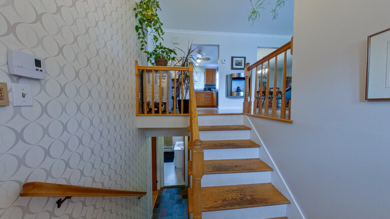 Royal LePage Triomphe Longueuil in QC