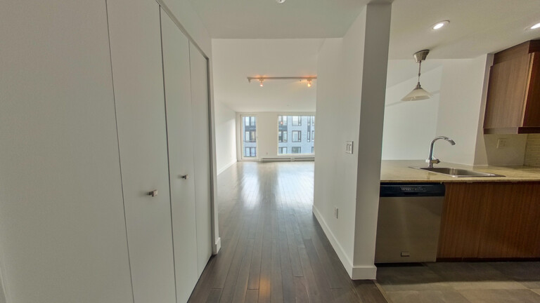 RE/MAX DU CARTIER G.B. Montréal in QC